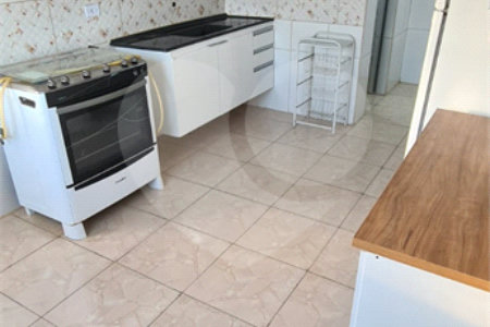 Casa à venda com 3 quartos em Vila Nova Galvão, São Paulo, SP