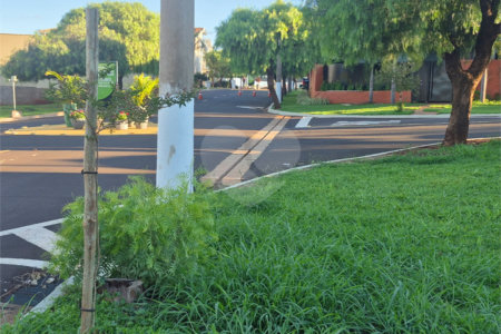 Terreno à venda no condomínio Altos do Jaraguá, Araraquara - SP