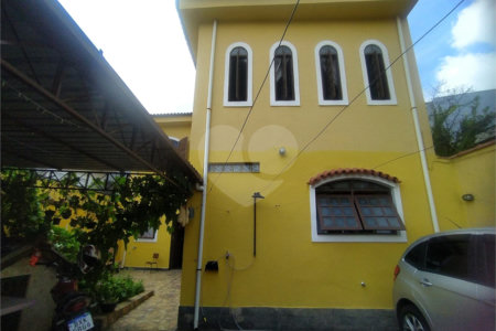 Casa à venda com 4 quartos em Chora Menino, São Paulo, SP
