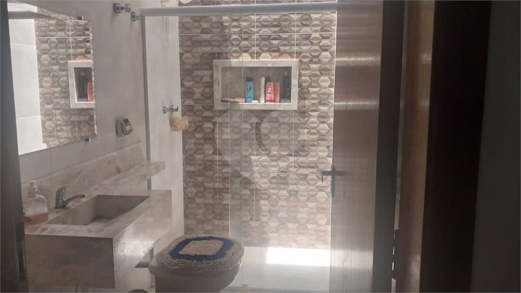 Casa à venda com 2 quartos, sendo 1 suíte, no condomínio Horto Florestal Villagio, Sorocaba - SP