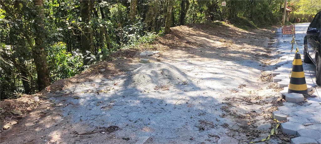 Terreno à venda no condomínio Parque Imperial da Cantareira, Mairiporã - SP