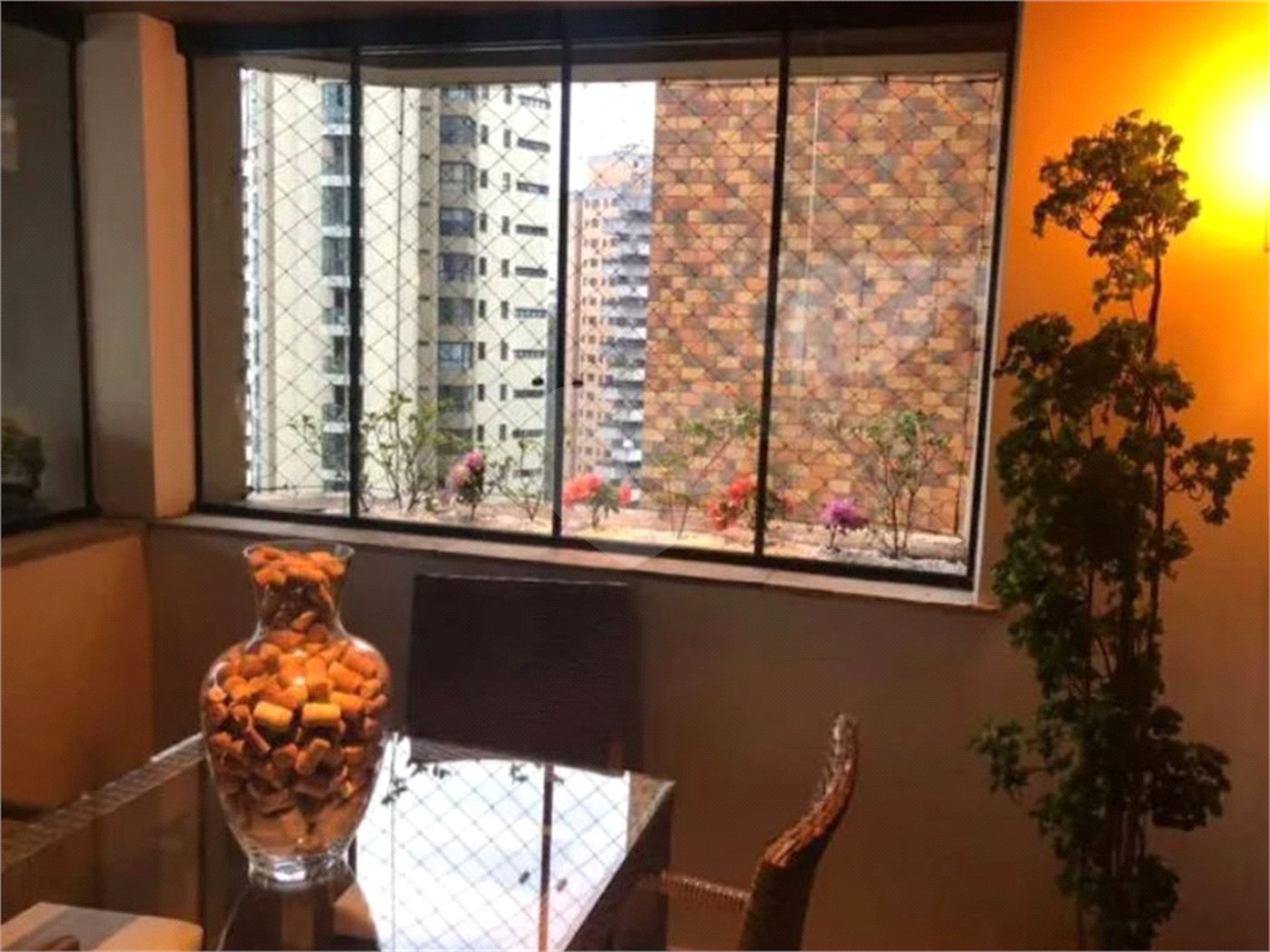 Apartamento para alugar com 4 quartos, sendo 2 suítes, em Vila Andrade, São Paulo, SP