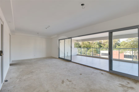 Apartamento à venda com 3 suítes em Jardim Marajoara, São Paulo, SP