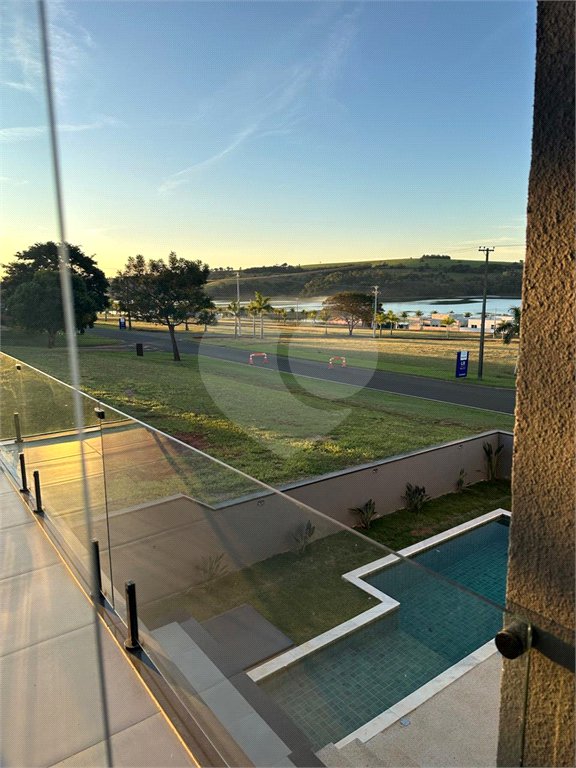 Casa à venda com 5 suítes no condomínio Riviera Santa Cristina Iii, Itaí - SP