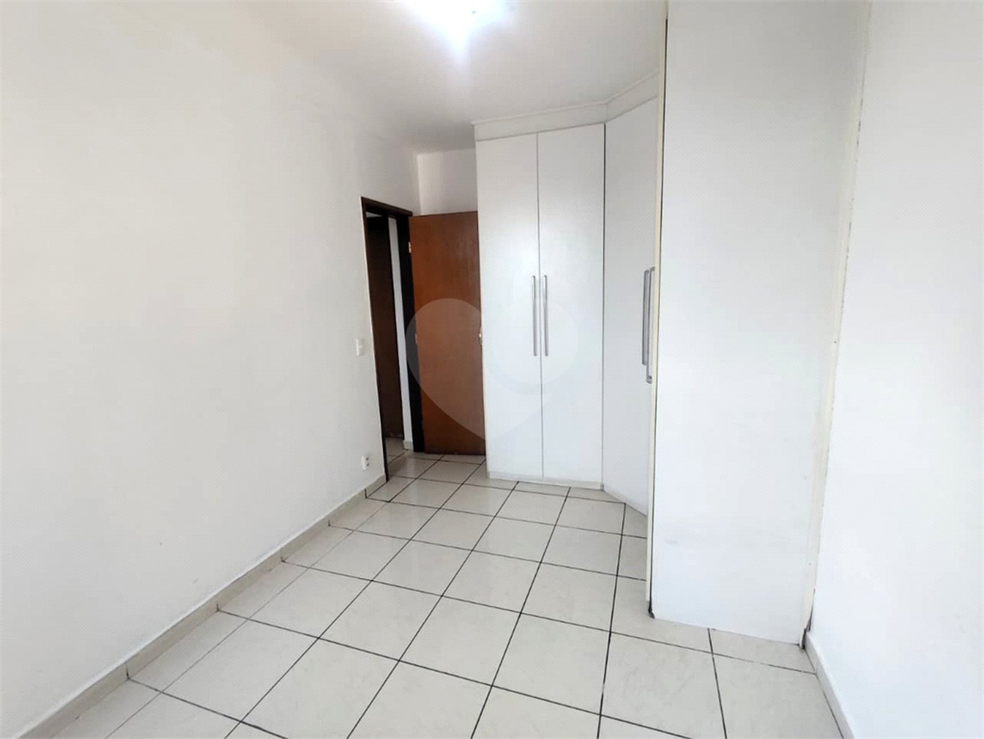 Apartamento à venda com 2 quartos em Sítio Pinheirinho, São Paulo, SP