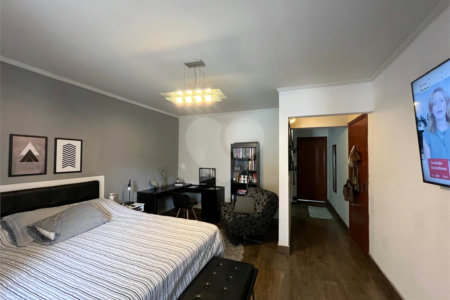 Casa à venda com 3 suítes em Jardim Shangri-lá, Itapetininga, SP
