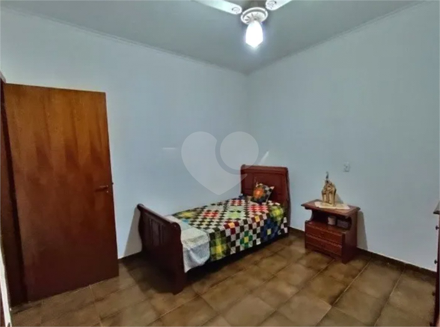 Casa à venda com 3 quartos, sendo 1 suíte, em Parque dos Bandeirantes, Ribeirão Preto, SP