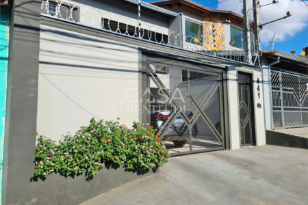 Casa à venda com 3 quartos, sendo 1 suíte, em Jardim Wanel Ville Iv, Sorocaba, SP