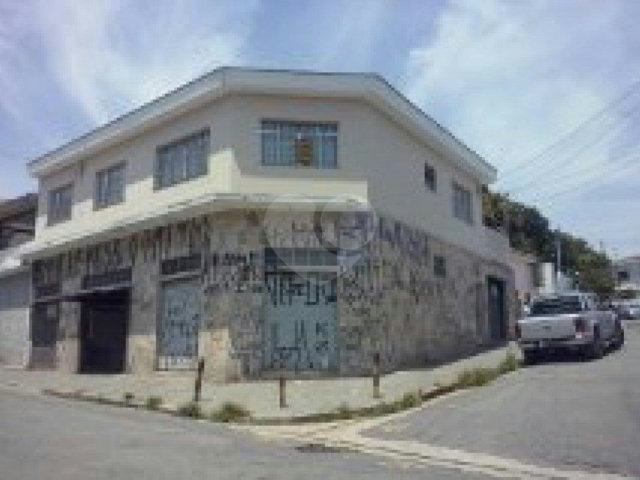 Casa à venda com 3 quartos, sendo 1 suíte,  em Parque Vitória, São Paulo, SP