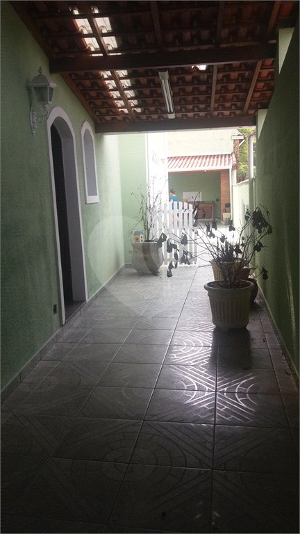 Sobrado à venda com 3 quartos, sendo 1 suíte, em Horto, São Paulo, SP