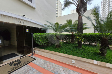 Apartamento à venda com 3 quartos, sendo 1 suíte,  em Indianópolis, São Paulo, SP