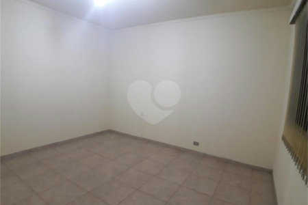 Casa Térrea para alugar com 1 quarto, sendo 3 suítes,  em Indianópolis, São Paulo, SP