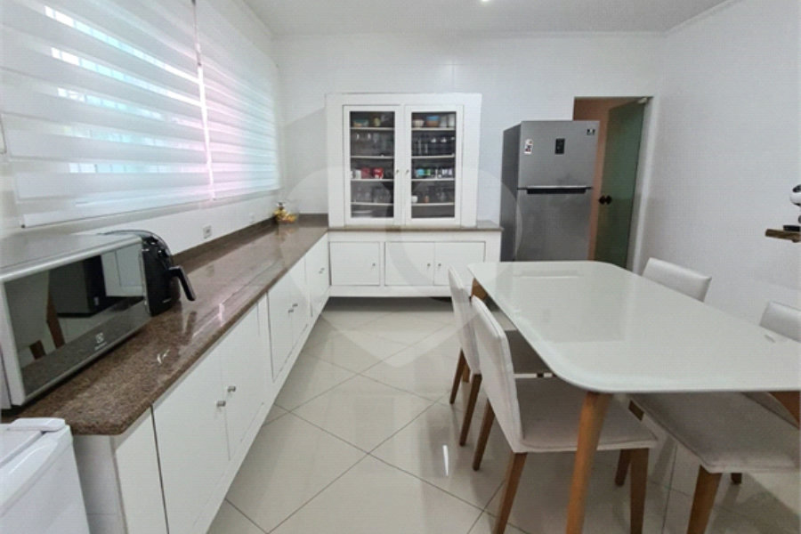 Sobrado à venda com 5 quartos, sendo 2 suítes, em Vila Guilherme, São Paulo, SP