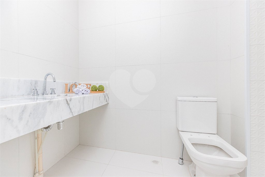 Apartamento à venda com 3 suítes em Jardim Marajoara, São Paulo, SP