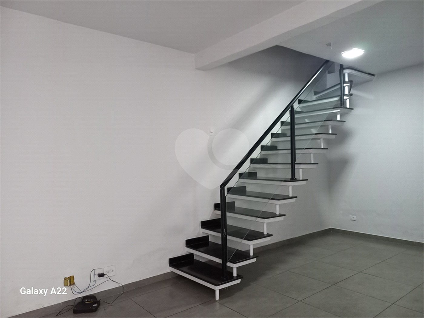 Sobrado à venda com 3 quartos, sendo 1 suíte, em Guaiaúna, São Paulo, SP