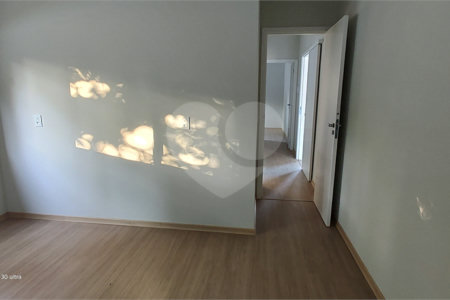 Casa à venda com 3 suítes no condomínio Reserva Ybyra, Atibaia - SP