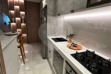 Apartamento à venda com 2 suítes em Vila Assunção, Santo André, SP