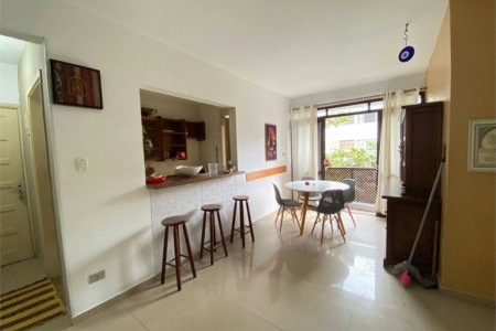Apartamento com 3 dormitórios à venda, 60 m² por R$ 300.000,00 - Jardim Ana Maria - Guarujá/SP