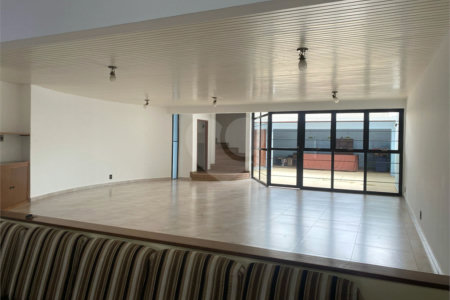 Casa à venda com 4 suítes no Centro, Itapetininga, SP