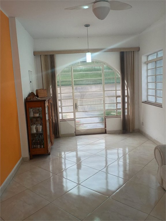 Casa à venda com 4 quartos, sendo 1 suíte, em Vila Cordeiro, São Paulo, SP