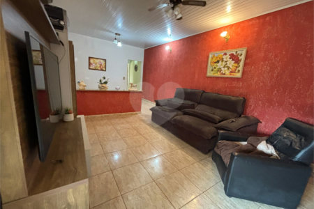 Chácara à venda com 3 quartos em Vila Sottemo, Itapetininga, SP