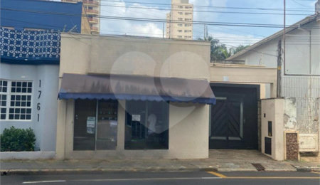 Casa à venda com 3 quartos, sendo 1 suíte,  no Centro, Araraquara, SP