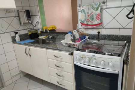 Apartamento à venda com 3 quartos, sendo 1 suíte, em Vila Rubens, Mogi das Cruzes, SP
