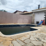 Casa à venda com 3 quartos, sendo 1 suíte, no condomínio Terras de São Francisco, Vinhedo - SP