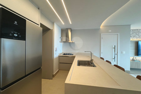 Apartamento à venda com 3 suítes em Riviera, Bertioga, SP