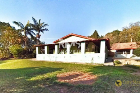 Chácara à venda com 4 quartos, sendo 2 suítes,  em Chácara Sete Quedas, Itu, SP