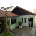 Casa à venda com 3 quartos, sendo 1 suíte, em Jardim Londrina, São Paulo, SP