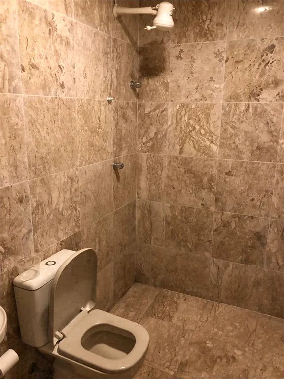 Casa à venda com 4 quartos, sendo 6 suítes, em Fazenda Morumbi, São Paulo, SP