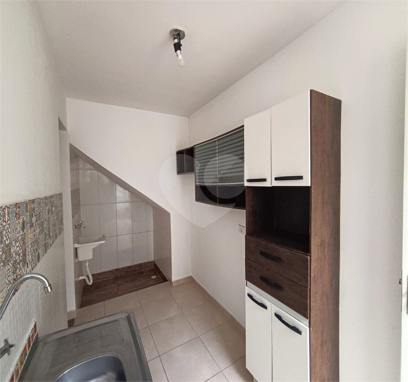 Casa para alugar com 1 quarto no condomínio Cond R Claudio Rodrigues Lopes, São Paulo - SP