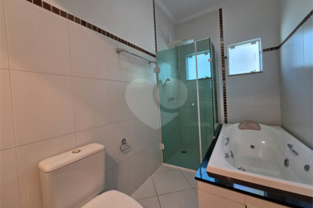Casa para alugar com 3 suítes no condomínio Residencial Villa dos Inglezes, Sorocaba - SP