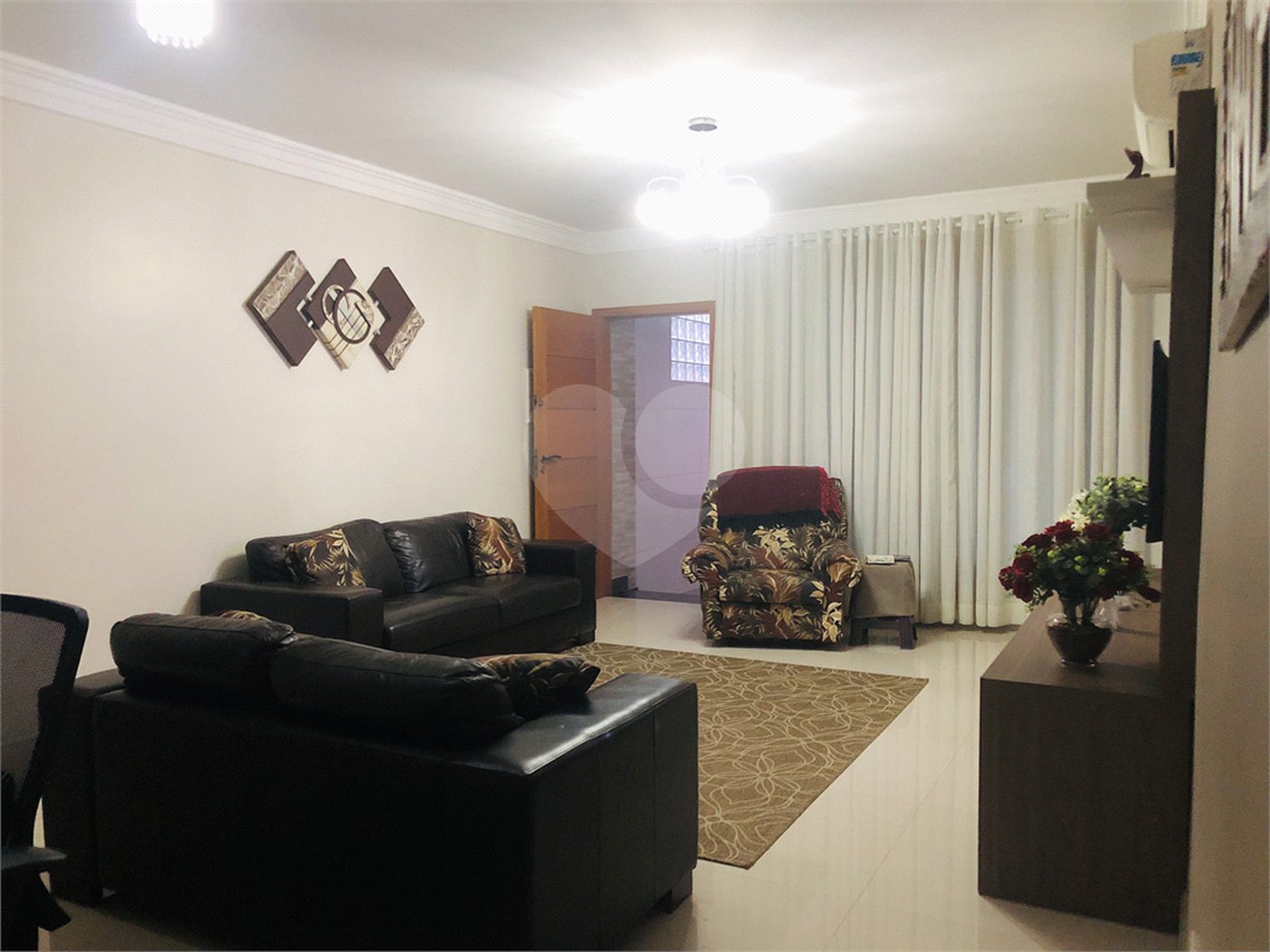 Sobrado à venda com 3 quartos, sendo 1 suíte, em Santana, São Paulo, SP