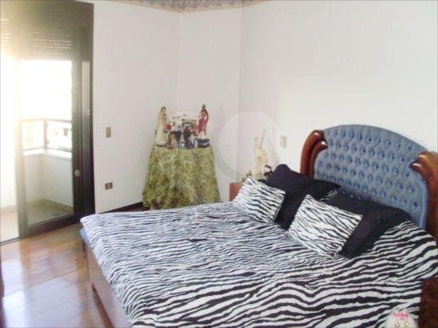 Apartamento à venda com 4 suítes em Real Parque, São Paulo, SP