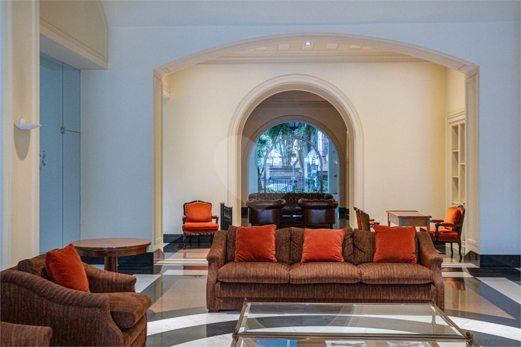 Apartamento à venda com 4 suítes em Jardim Paulistano, São Paulo, SP