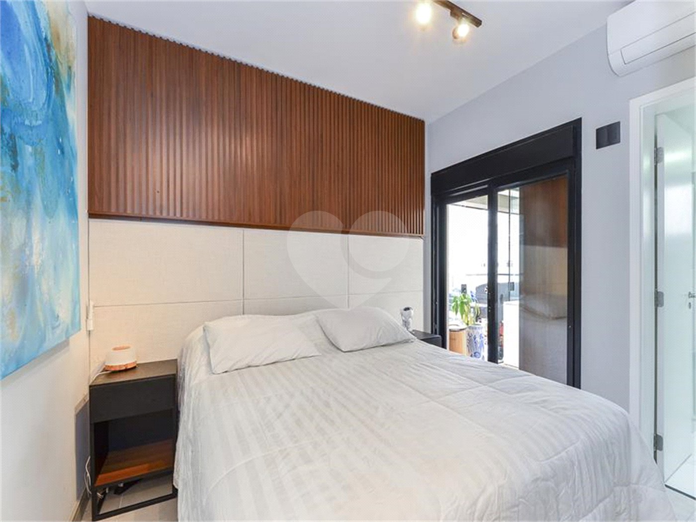 Apartamento à venda com 2 quartos, sendo 1 suíte, em Vila Mariana, São Paulo, SP