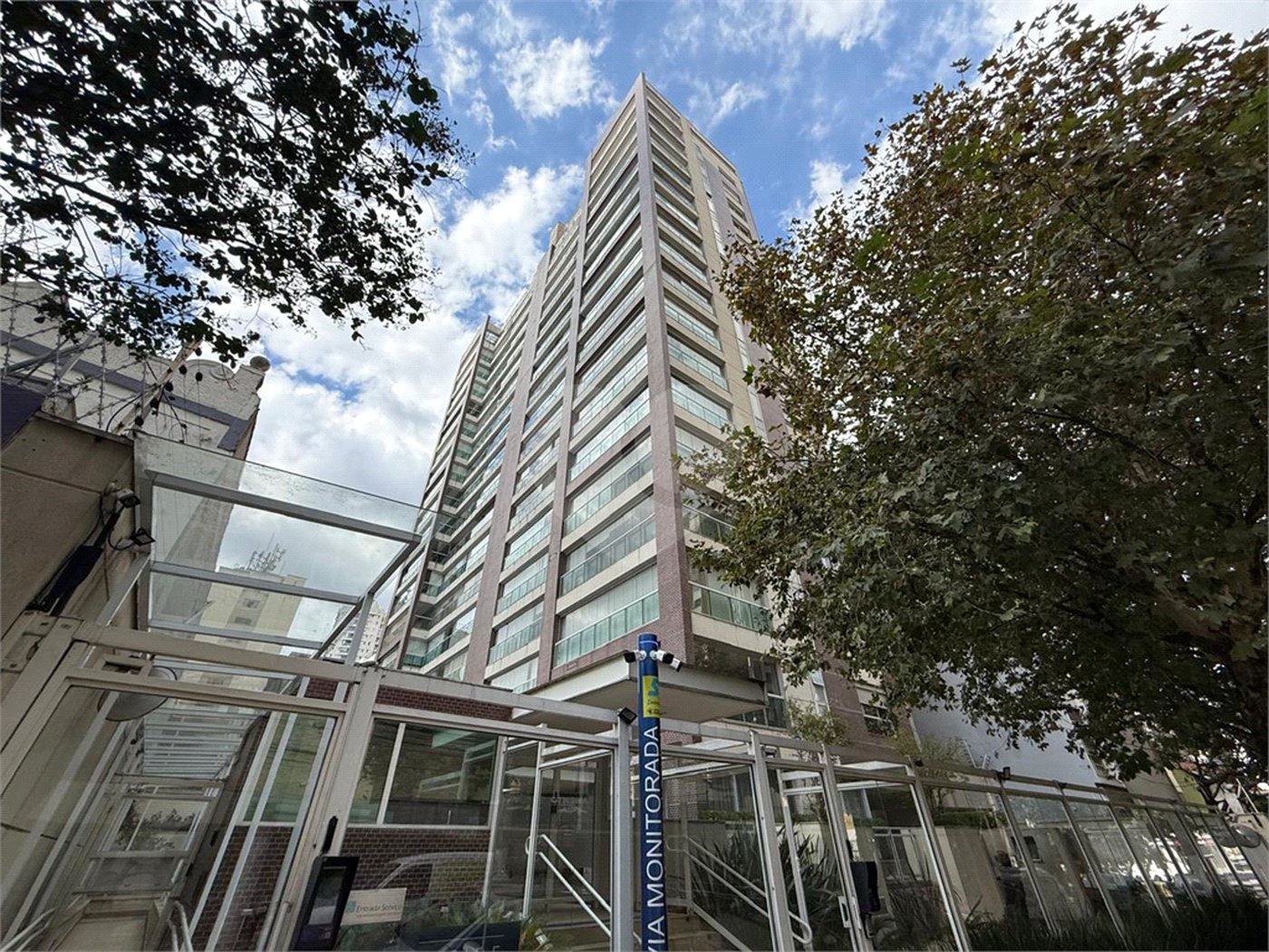 Apartamento à venda ou para alugar com 3 suítes em Perdizes, São Paulo, SP
