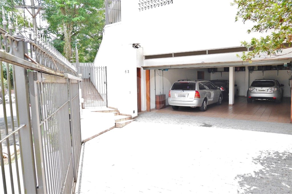 Casa à venda com 4 quartos, sendo 1 suíte,  em Jardim Guedala, São Paulo, SP