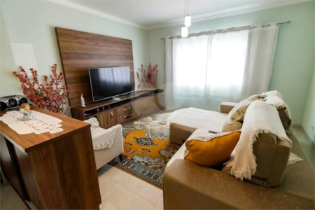 Sobrado à venda com 4 quartos, sendo 1 suíte,  em Vila Sônia, São Paulo, SP