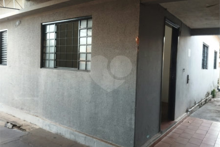 Casa Térrea à venda com 3 quartos, sendo 1 suíte, em Vila Xavier (vila Xavier), Araraquara, SP