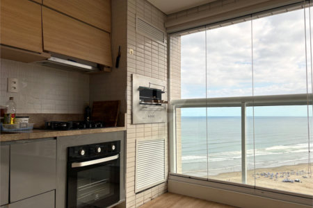 Apartamento à venda com 2 quartos, sendo 1 suíte,  em Boqueirão, Praia Grande, SP