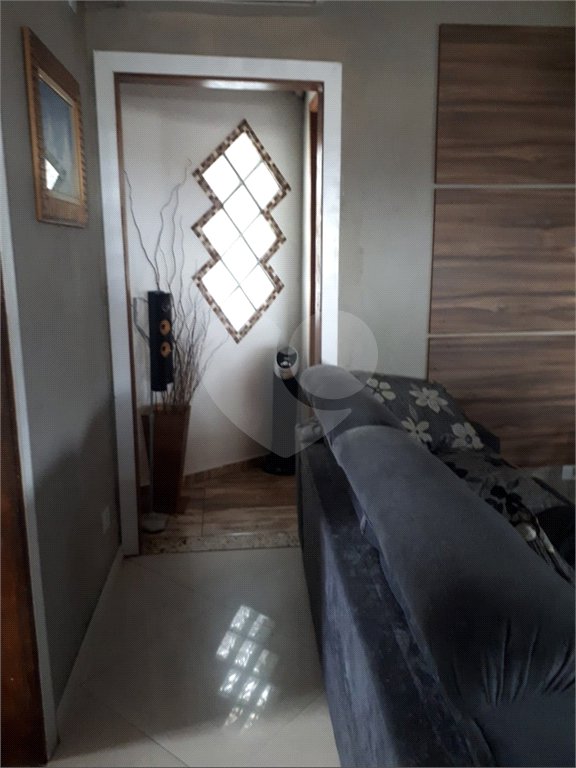 CASA A VENDA NO CENTRO DE SÃO JOSÉ DOS CAMPOS COM 4 DORMITÓRIOS, 2 SUÍTES, 2 VAGAS.