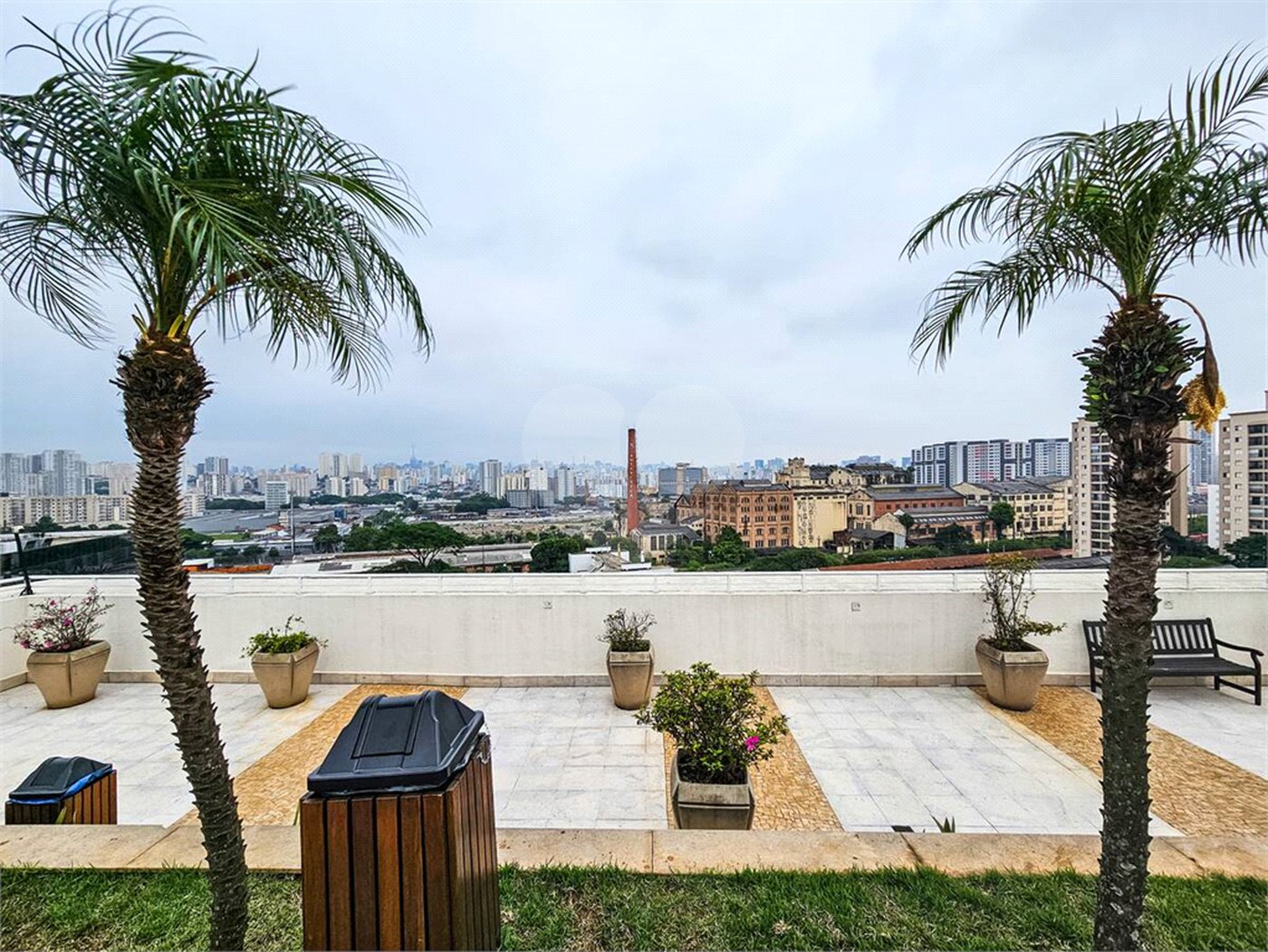 Na Mooca á venda Apartamento / Studio com 51m² 1 dormitório e 1 vaga.