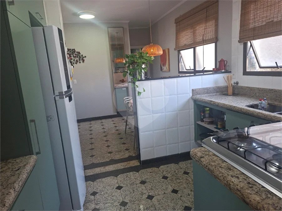 Apartamento elegante no Ed. Albatroz, bairro Pau Preto, todo reformado, com 4 dormitórios (2 suítes, uma com closet) à VENDA, 180 m², por R$ 1.080.000,00 em Indaiatuba/SP.