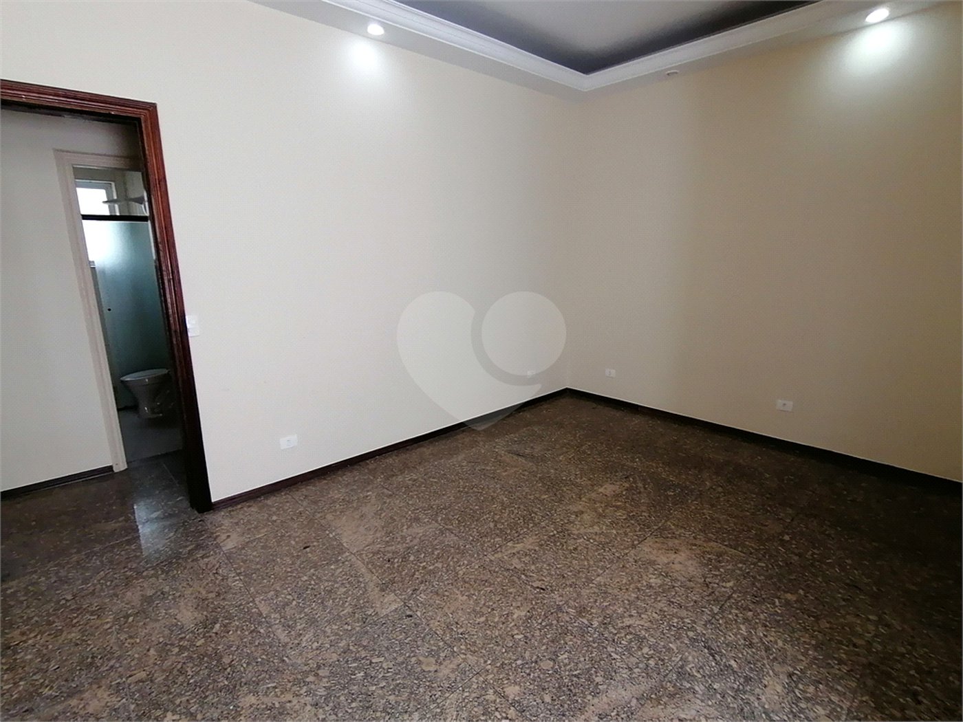 Apartamento à venda com 4 quartos, sendo 2 suítes,  em Ipiranga, São Paulo, SP