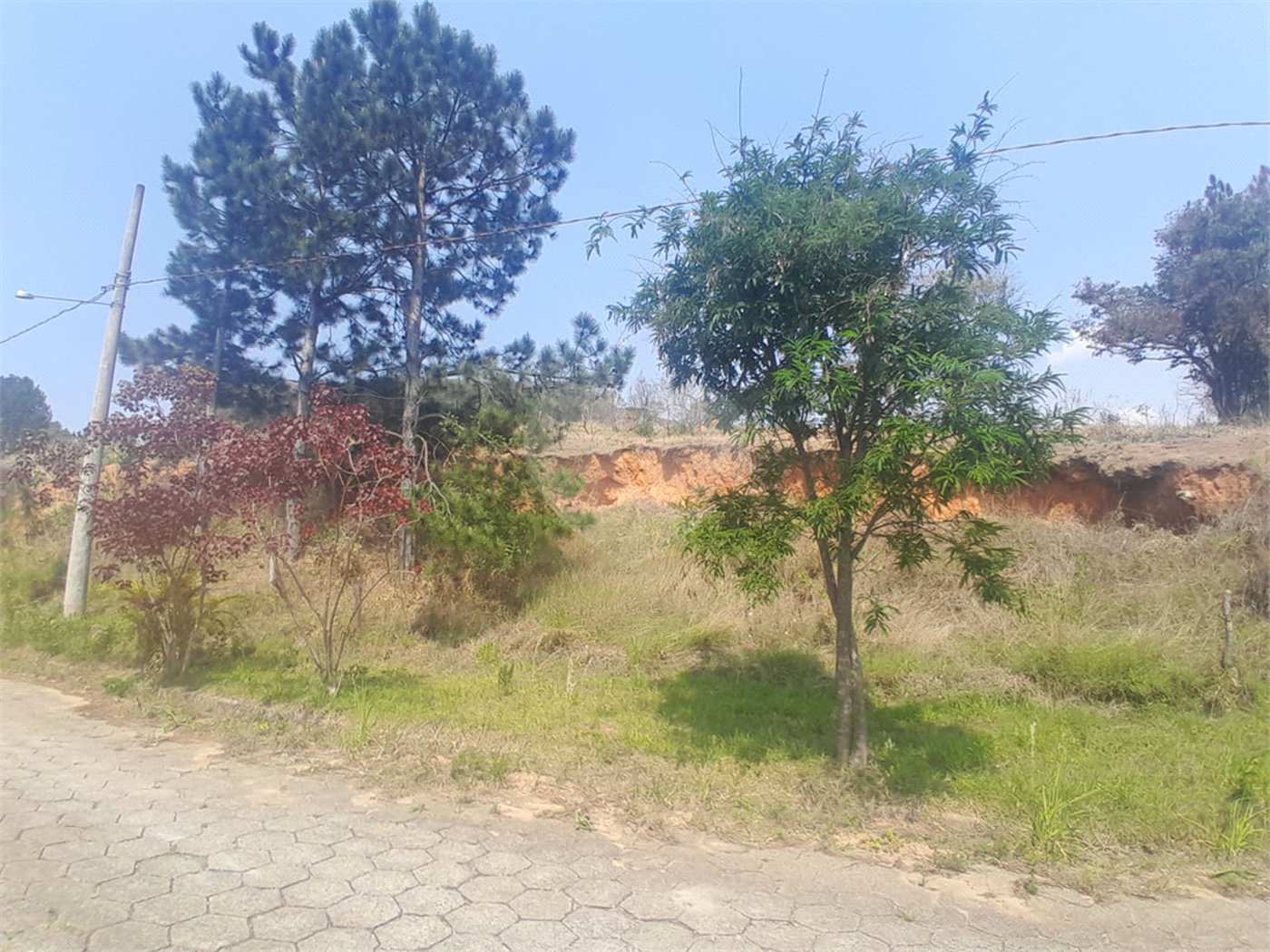 Terreno à venda no condomínio Aútria da Cantareira, Mairiporã - SP