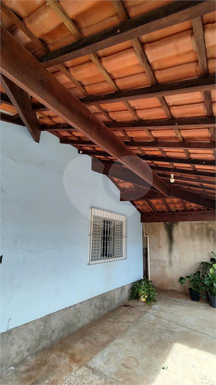 Casa à venda com 3 quartos, sendo 1 suíte, em Vila Santa Helena, Atibaia, SP