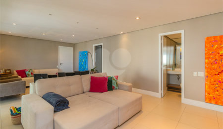 Apartamento à venda com 2 suítes em Jardim Marajoara, São Paulo, SP